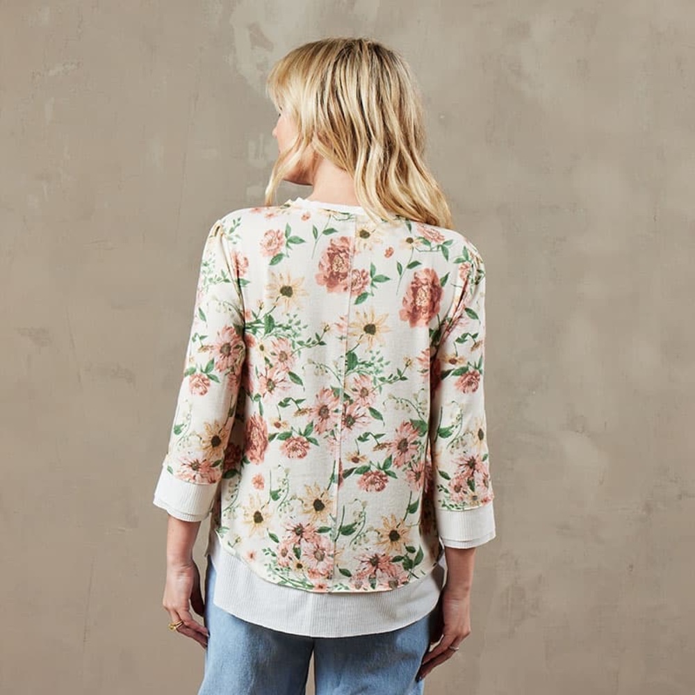 💐 Shabby Chic Floral Sweater
